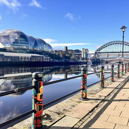 Hilton Newcastle Tyne Bridge-3